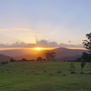https://couples-accessible-cabin-zarina-country-cabin-6.queenslandhotels.net